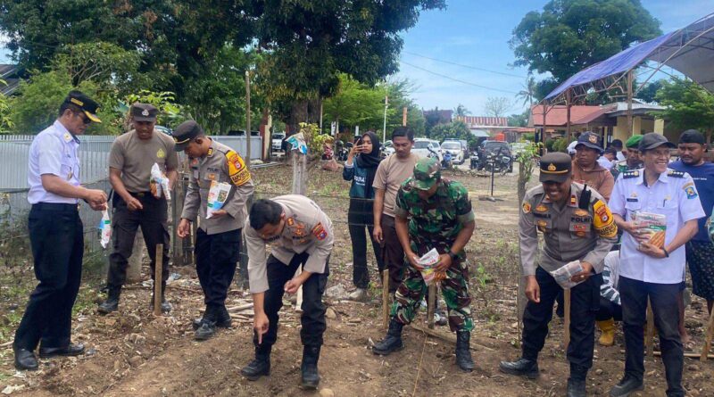 Kapolres Jeneponto Bersama Kadis Pertanian dan Kadis Ketahanan Pangan Hadiri Launching Gugus Tugas Ketahanan Pangan